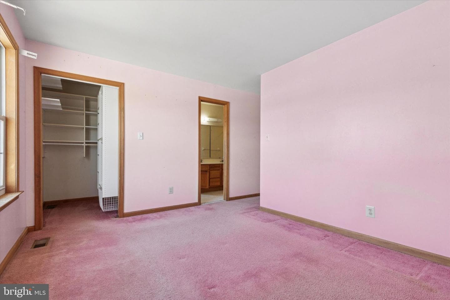 111 Clayton Court photo 27