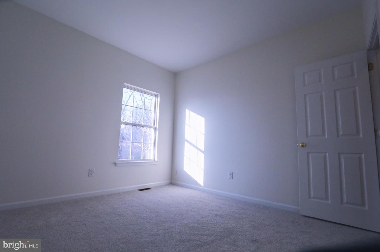 102 Waterview photo 20