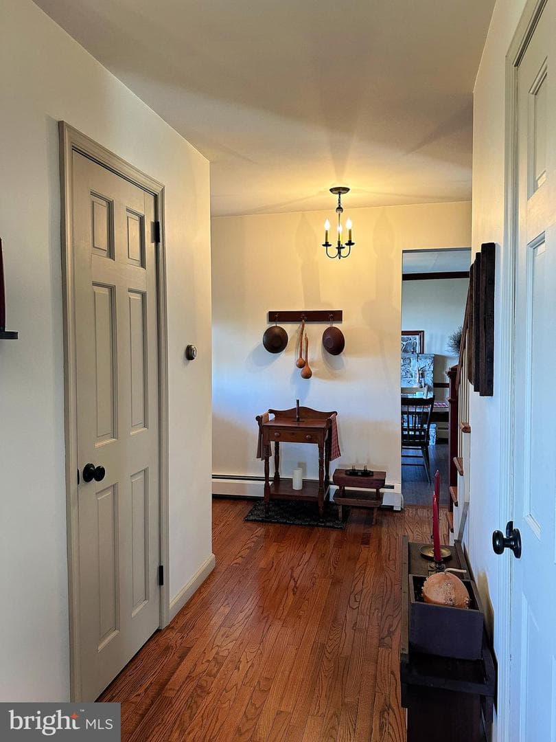 1092 Palm Hill Road photo 12