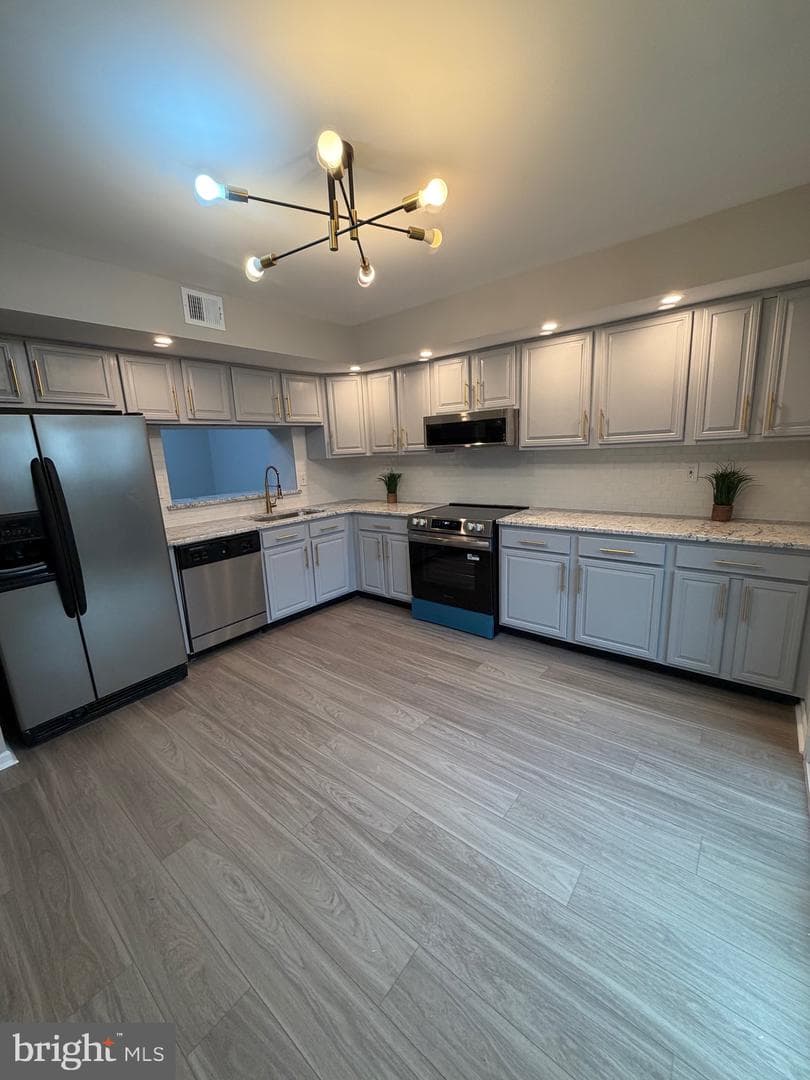 1503 Linden Way photo 6