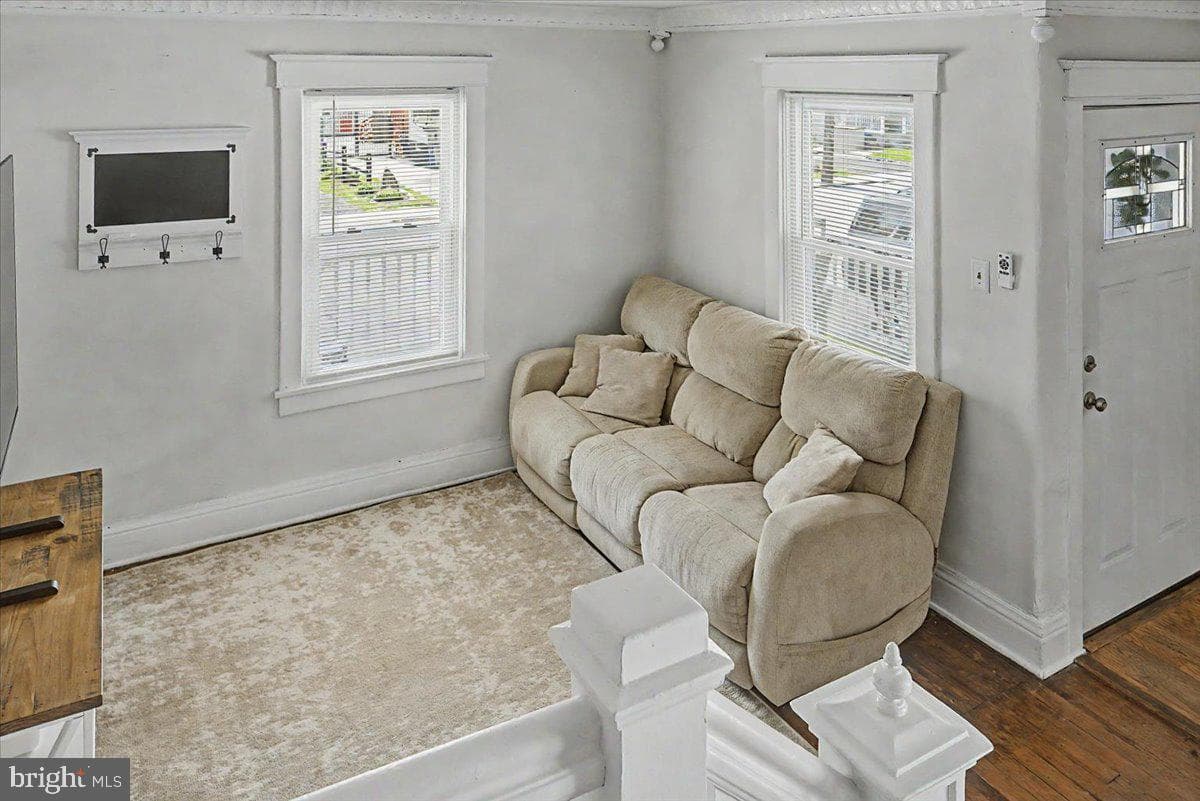 53 E Montgomery Avenue photo 21