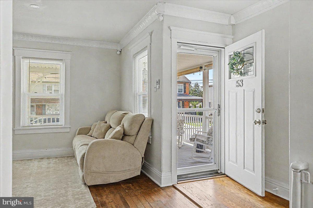 53 E Montgomery Avenue photo 4