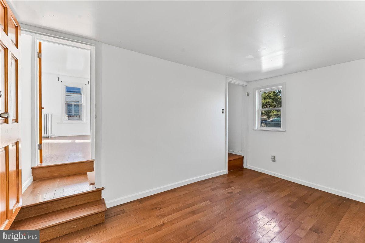 85 Price Street photo 19