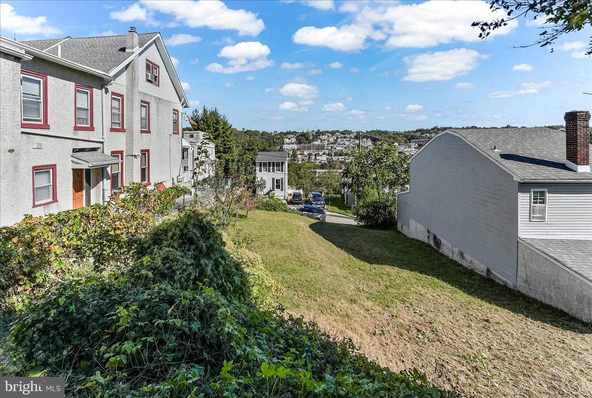 85 Price Street photo 26