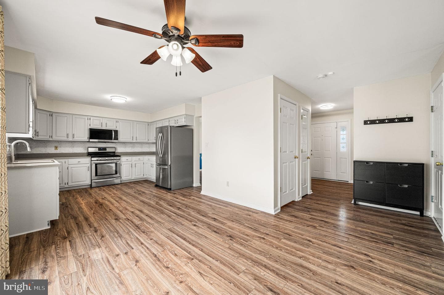 822 Karlyn Lane photo 10