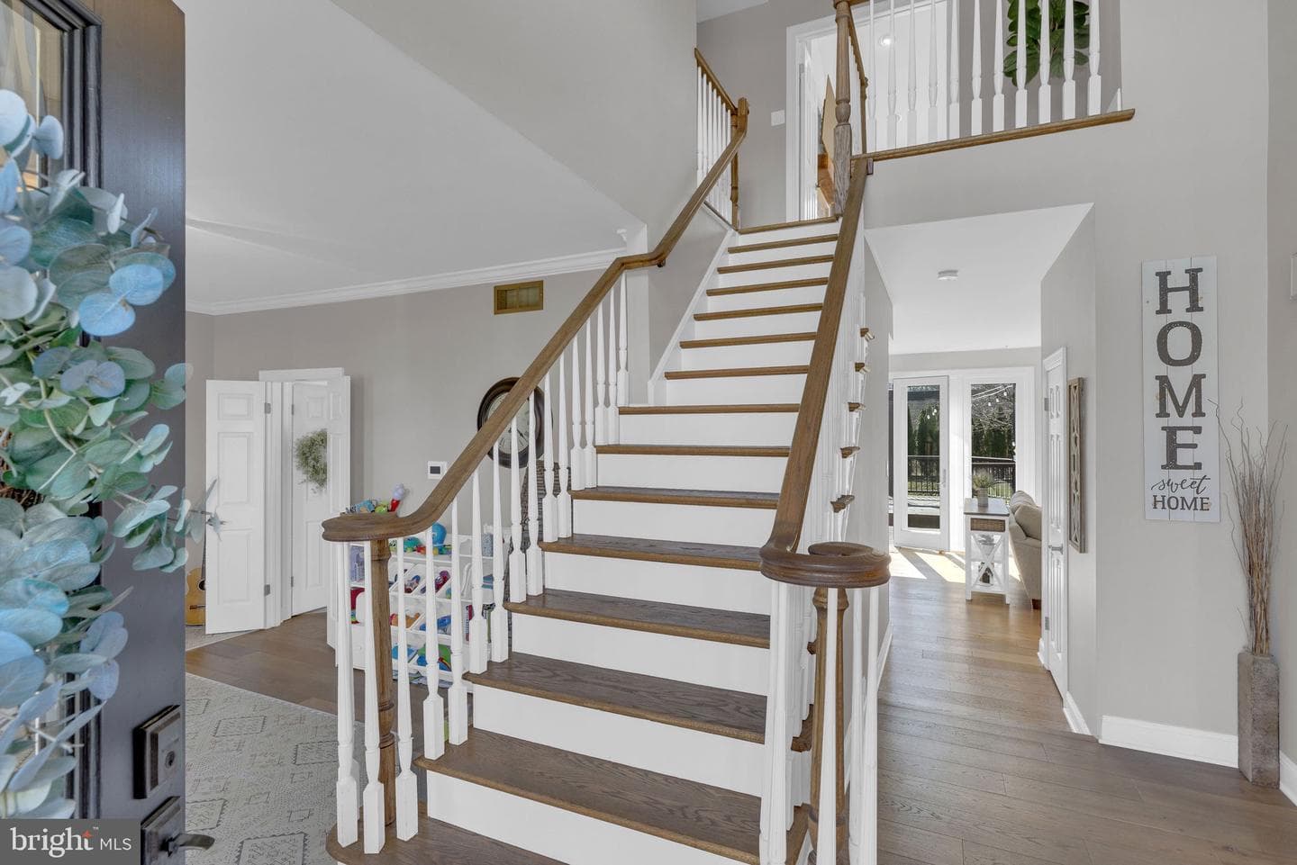 110 Mallard Drive W photo 20