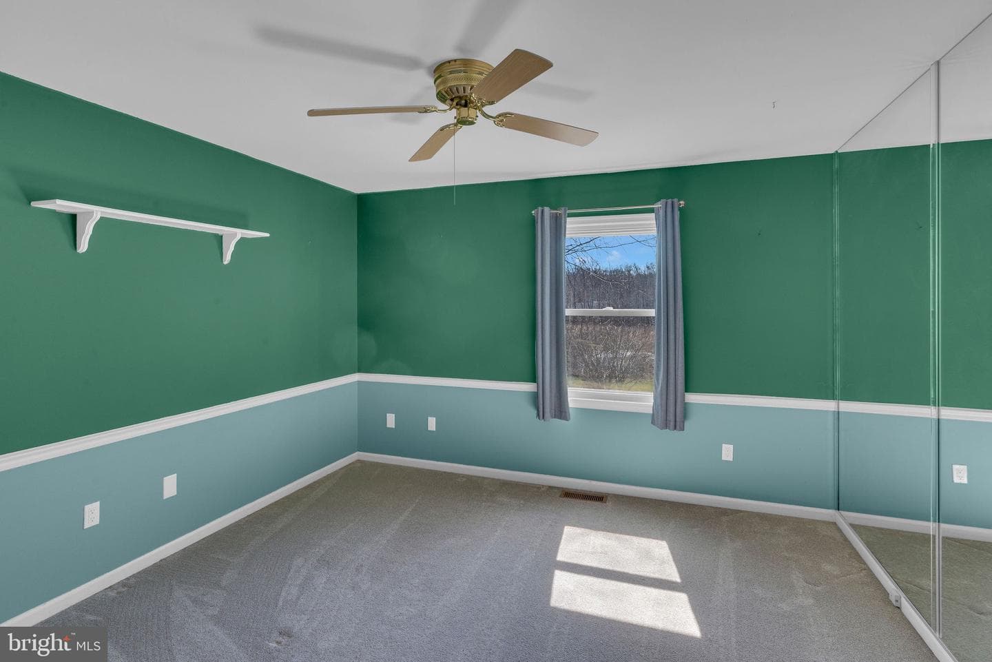 110 Mallard Drive W photo 32