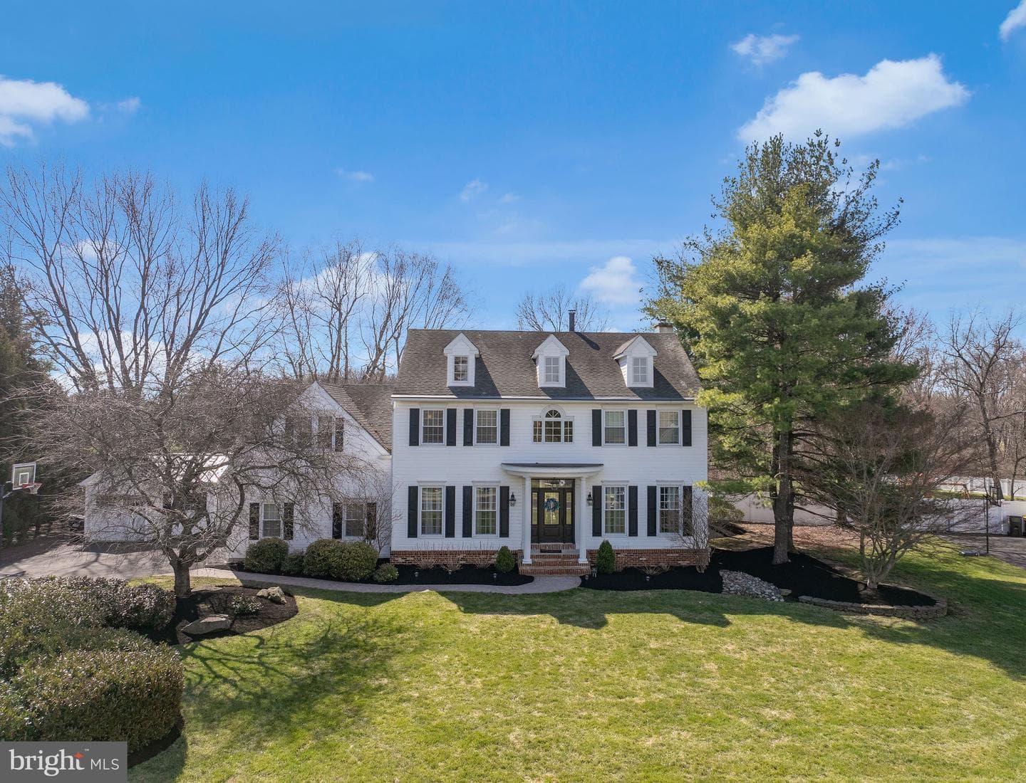110 Mallard Drive W photo 54