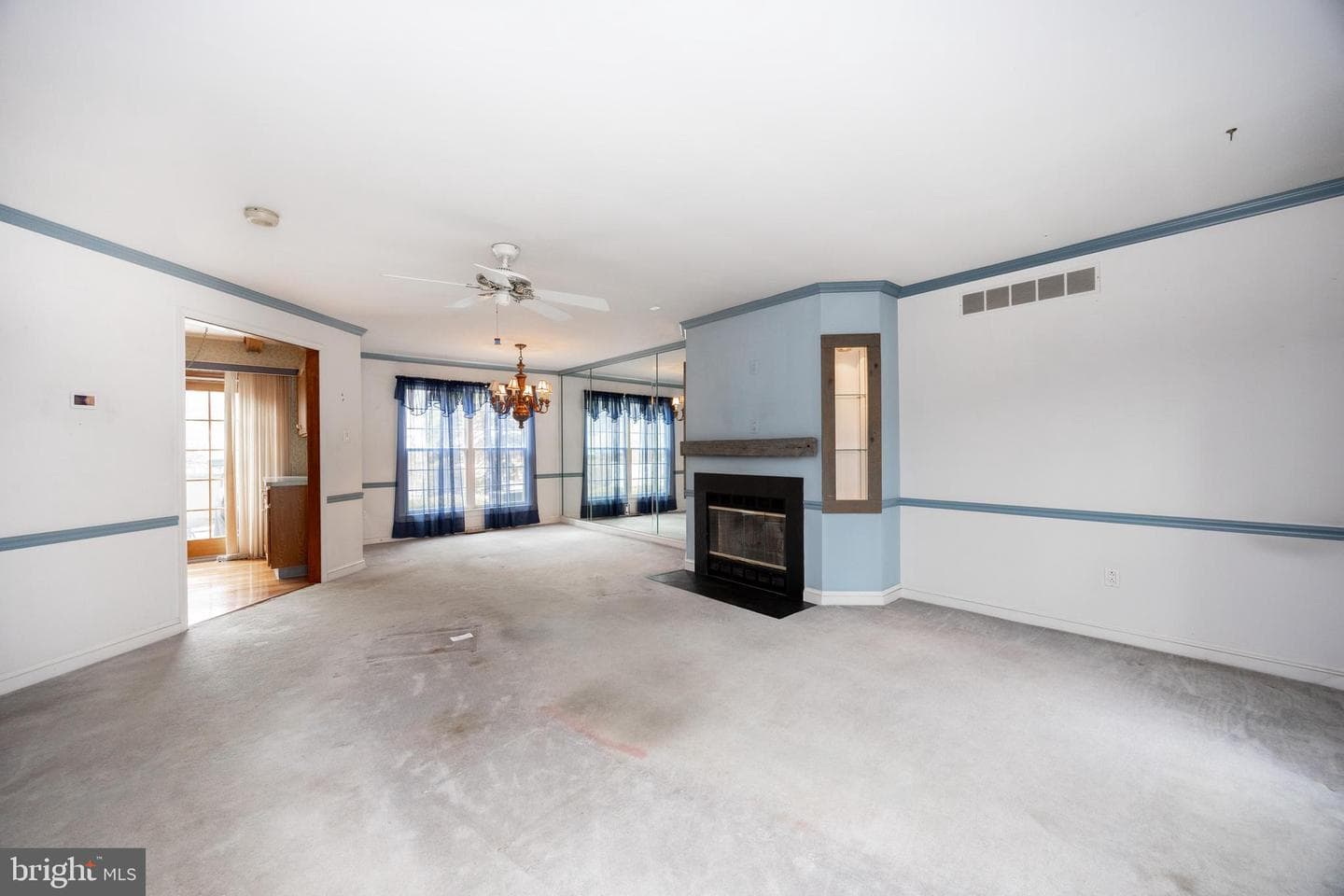 54 Aspen Way photo 5