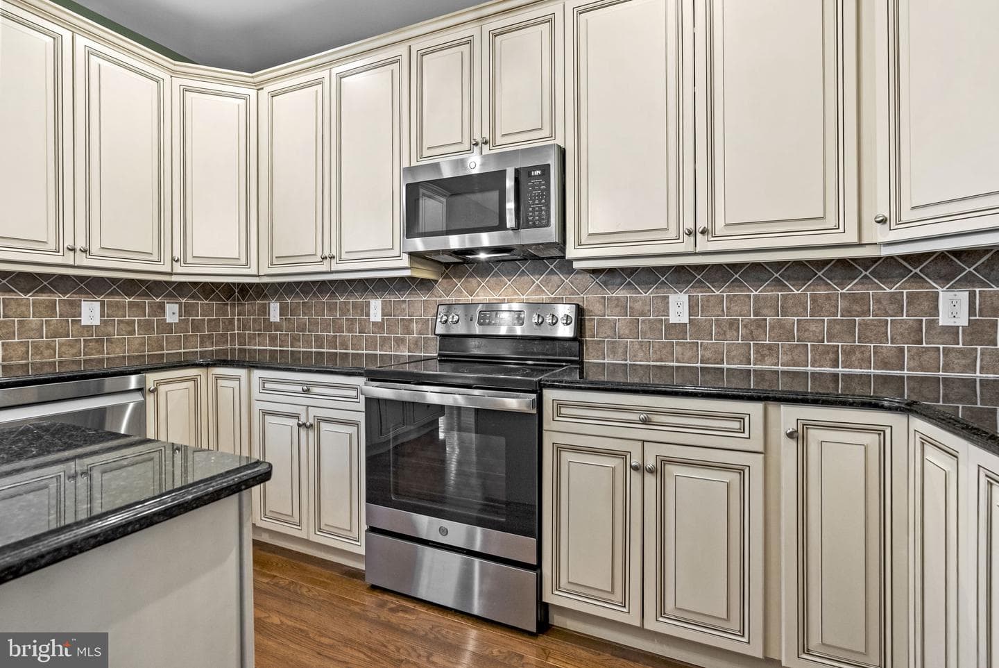 52 Arbor Circle photo 17