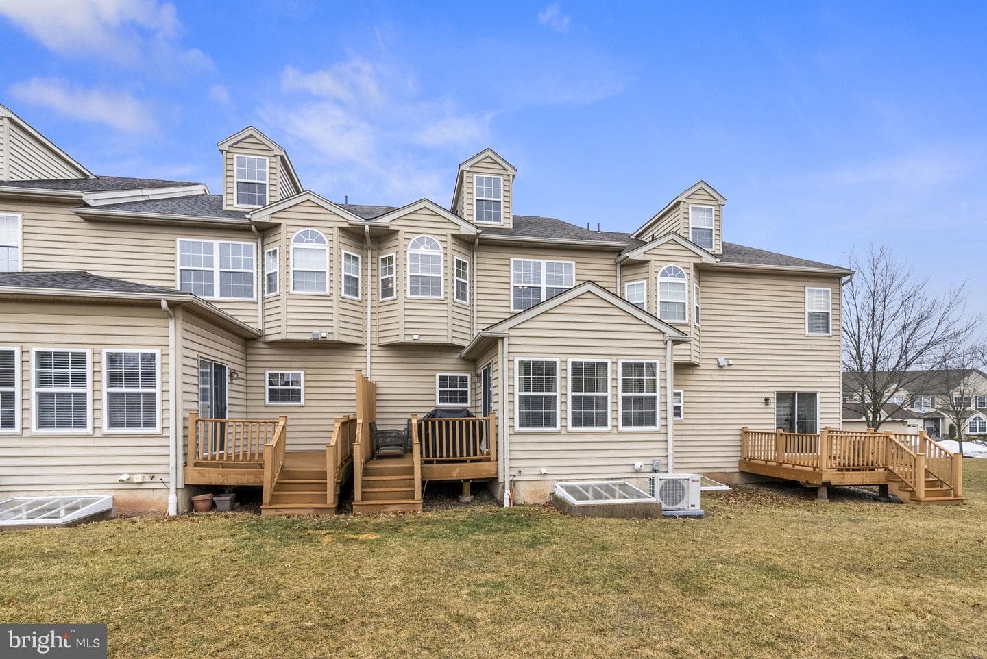 52 Arbor Circle photo 51