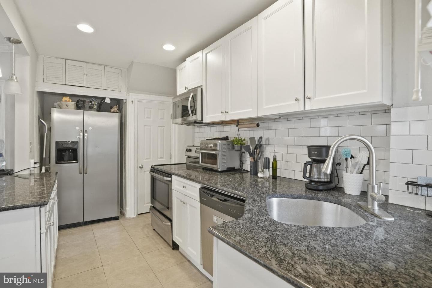 7927 Heather Road photo 18