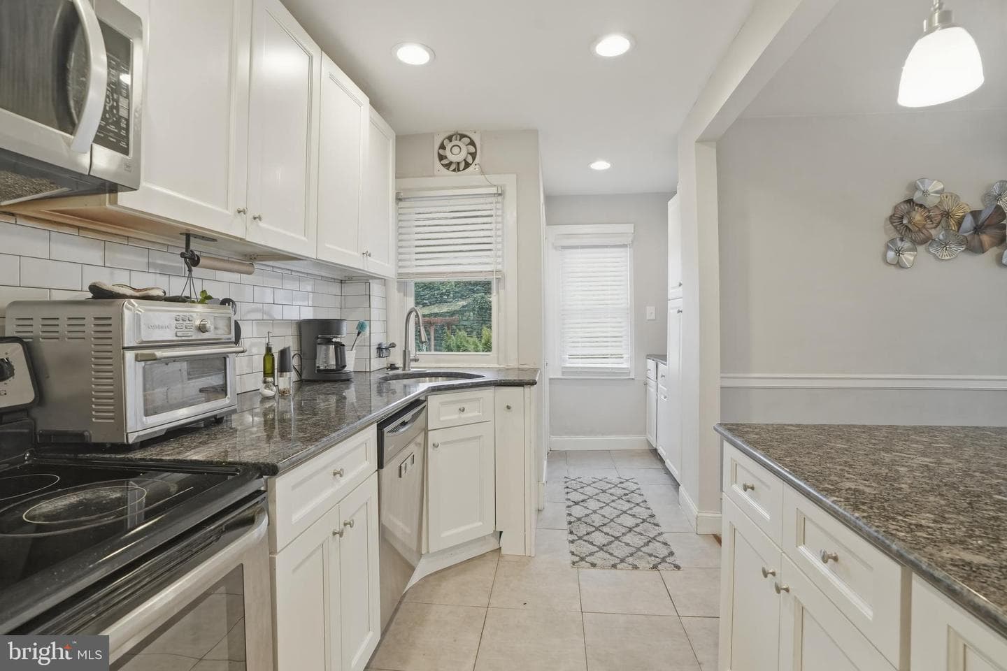 7927 Heather Road photo 21