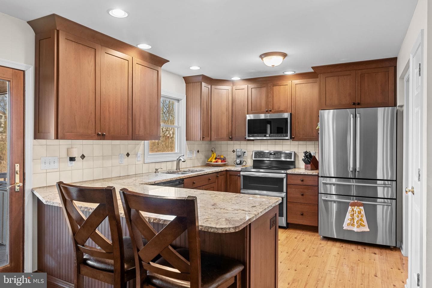 306 Sherwood Court N photo 17