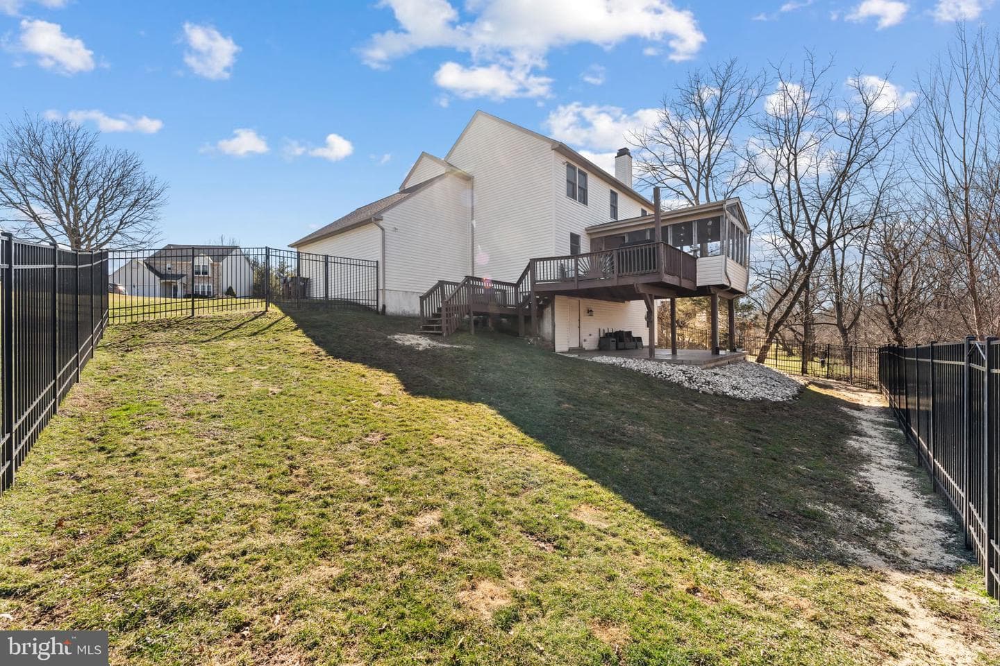 306 Sherwood Court N photo 42