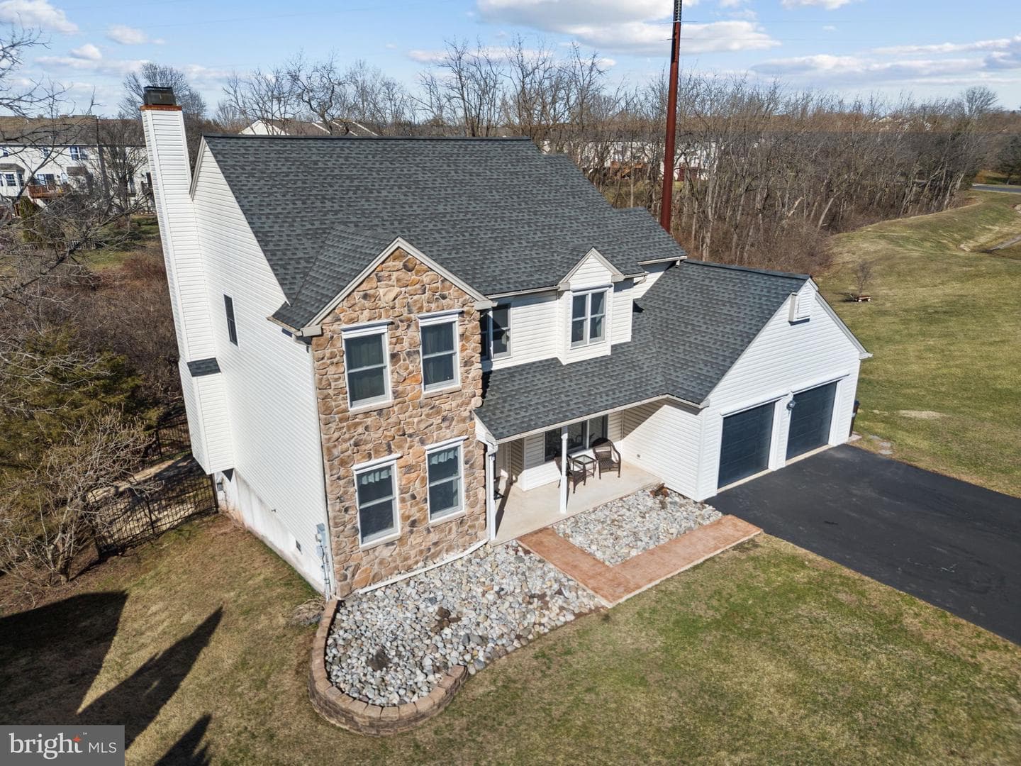 306 Sherwood Court N photo 6