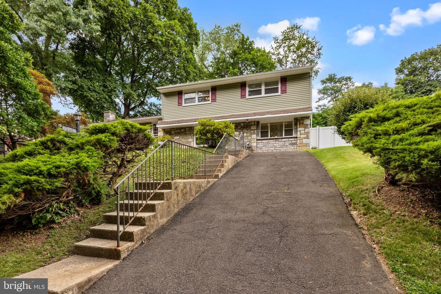 7608 Coventry Avenue, Elkins Park