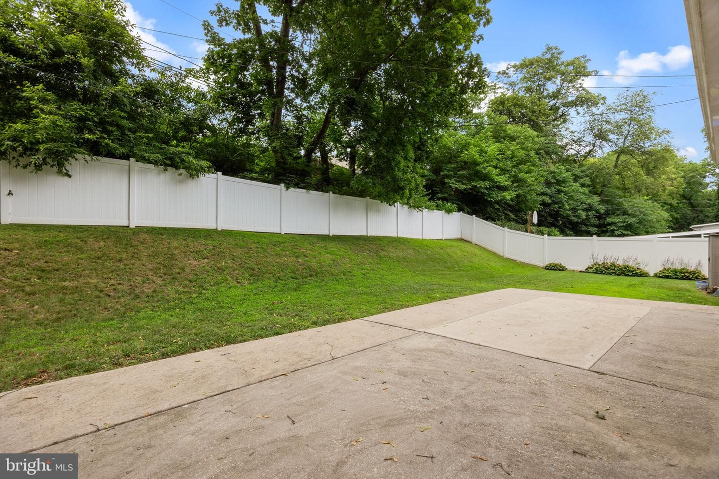 7608 Coventry Avenue photo 31
