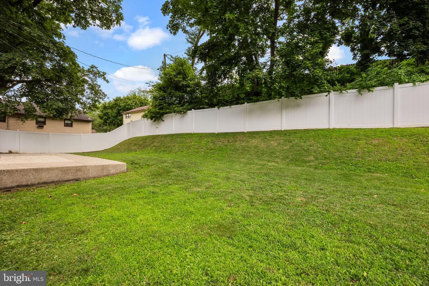 7608 Coventry Avenue photo 32