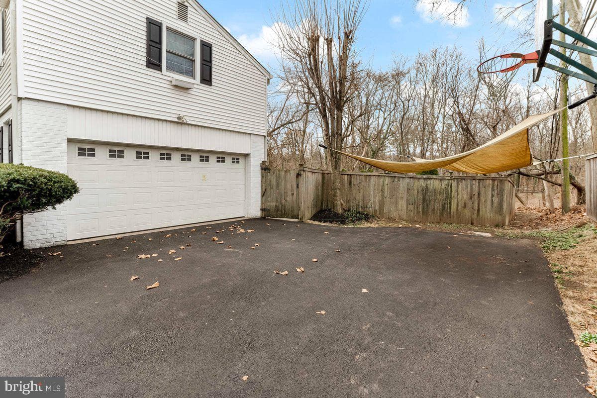 706 Sural Lane photo 37