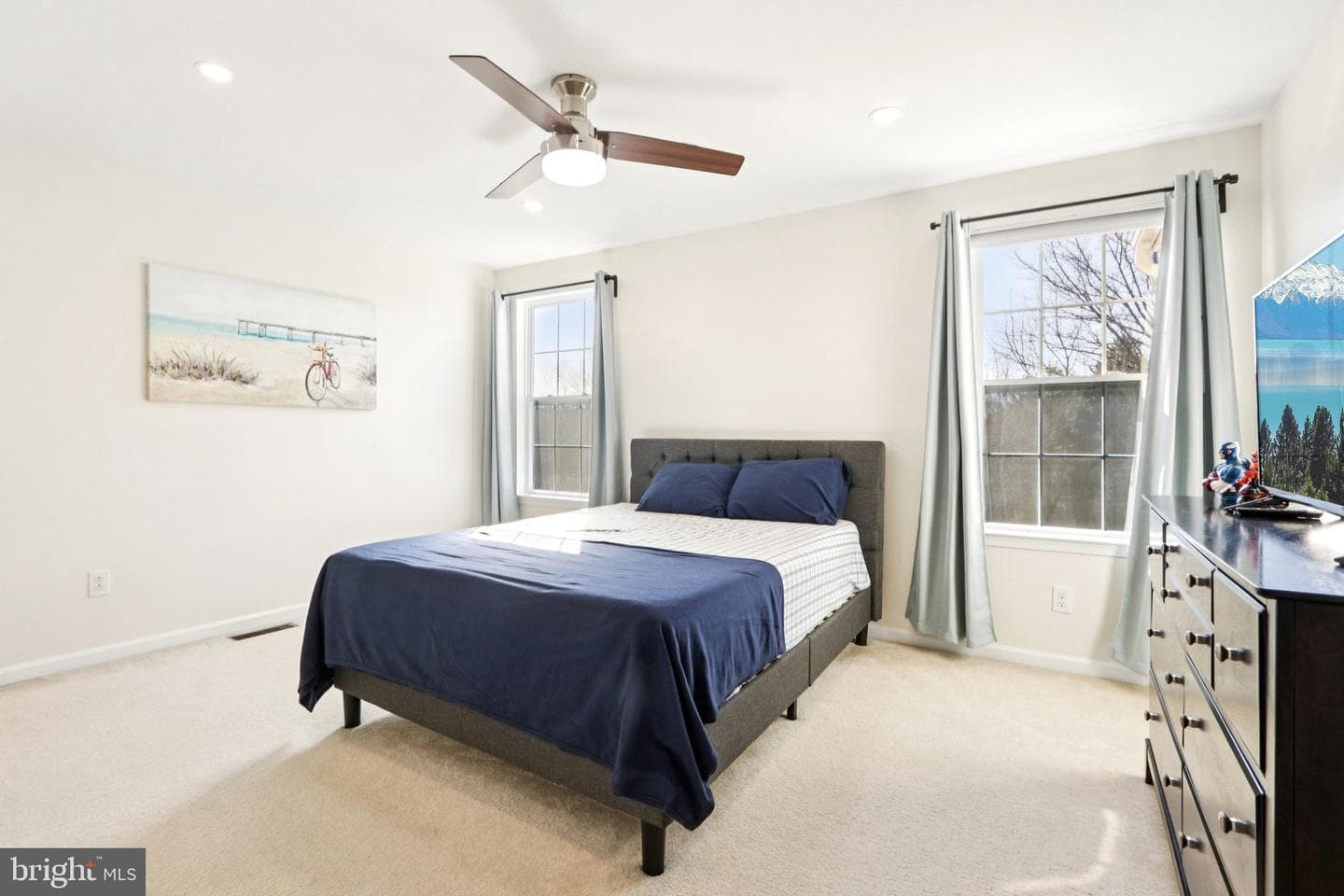 1035 Thorndale Drive photo 33