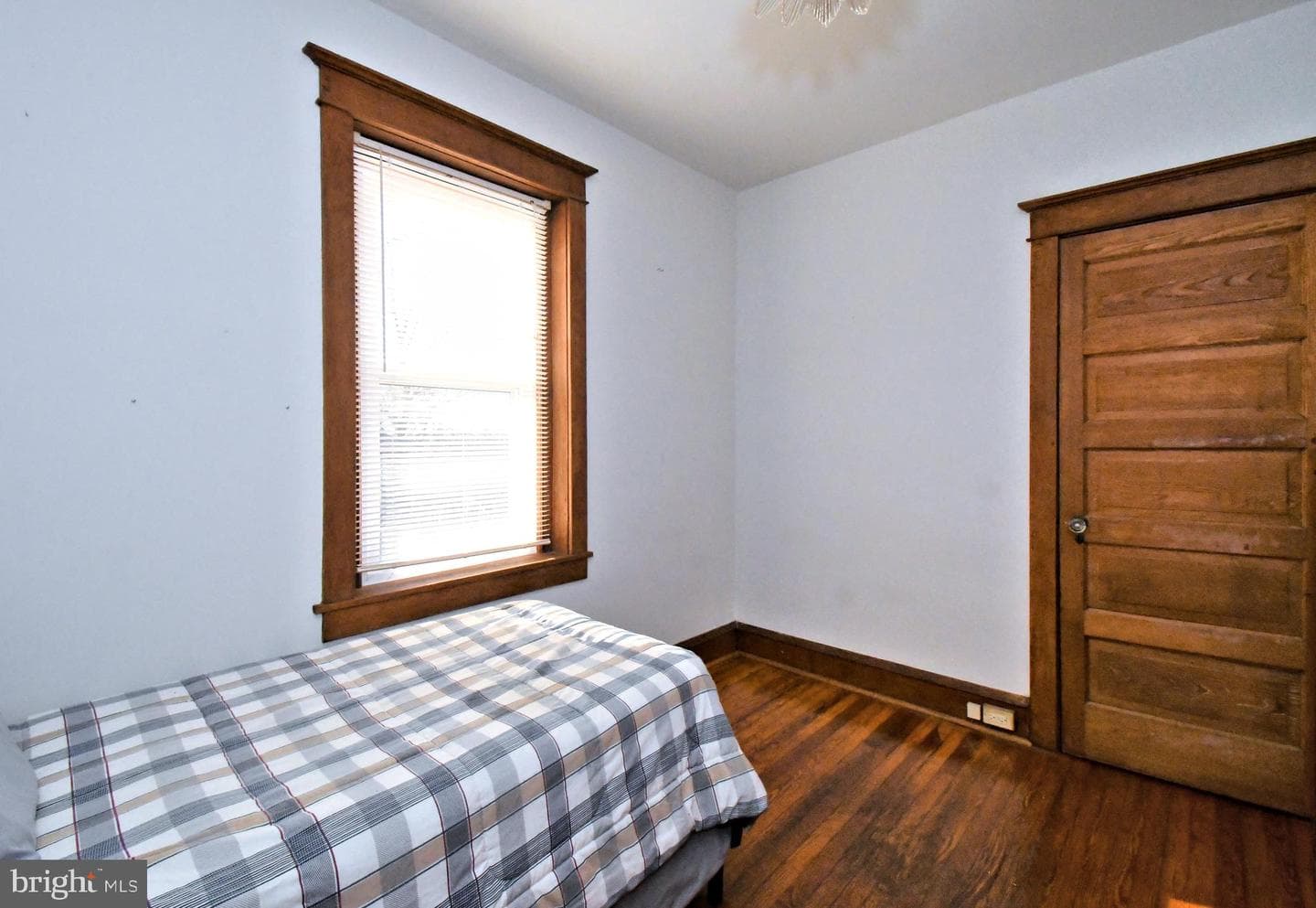 128 Oakdale Avenue photo 34