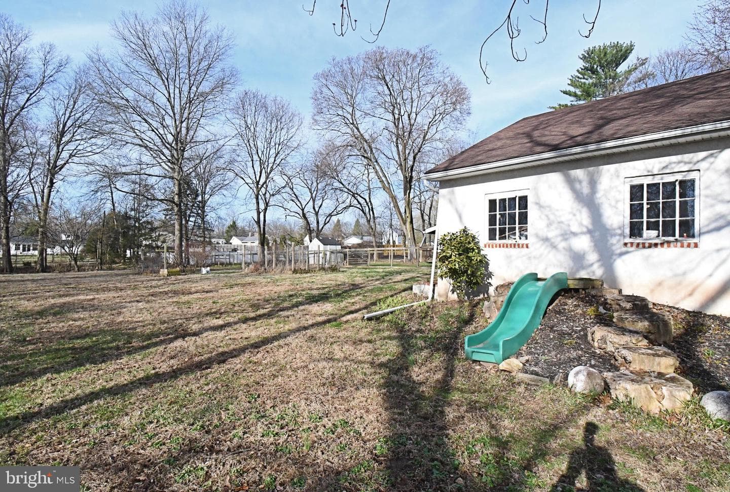 128 Oakdale Avenue photo 73