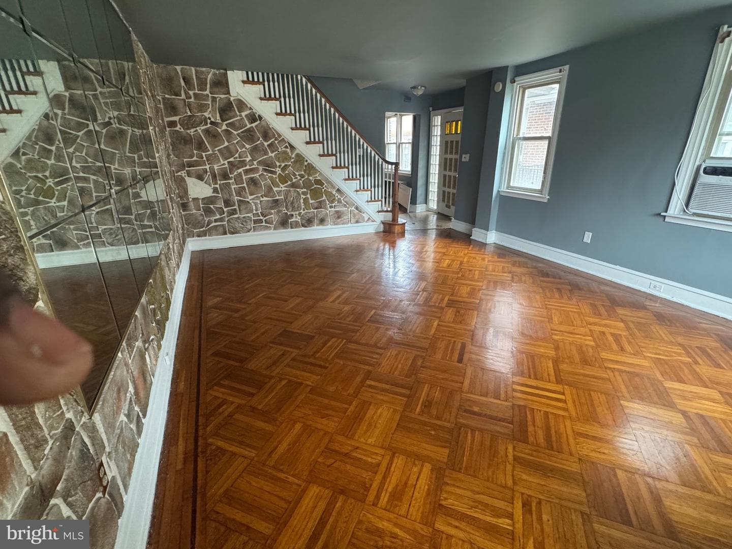 1825 Erlen Road photo 15