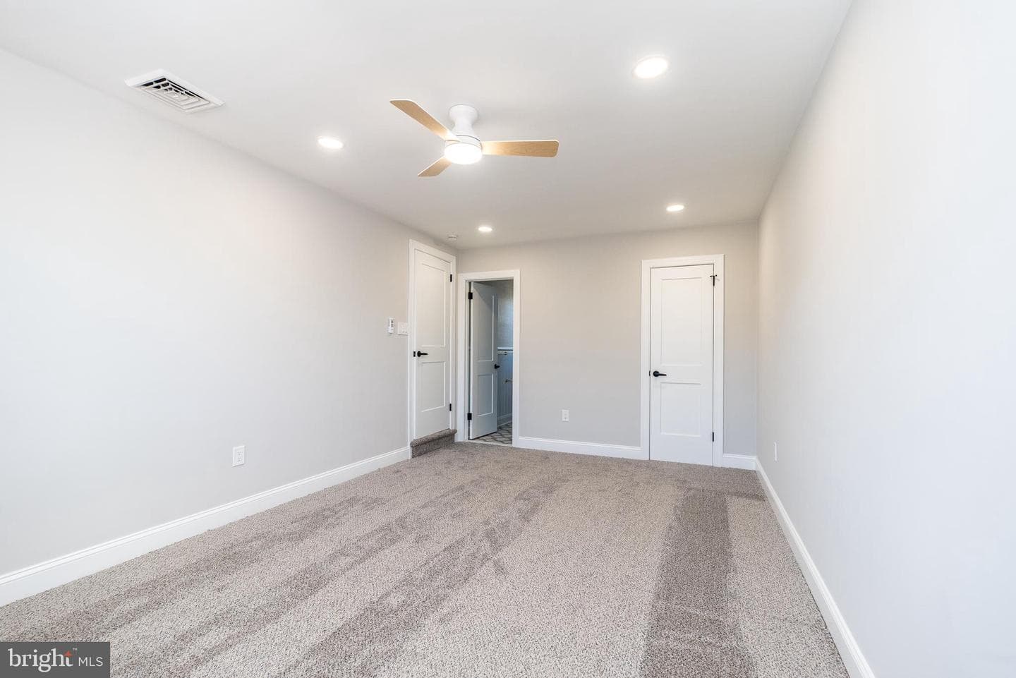 1433 Sandys Lane photo 37
