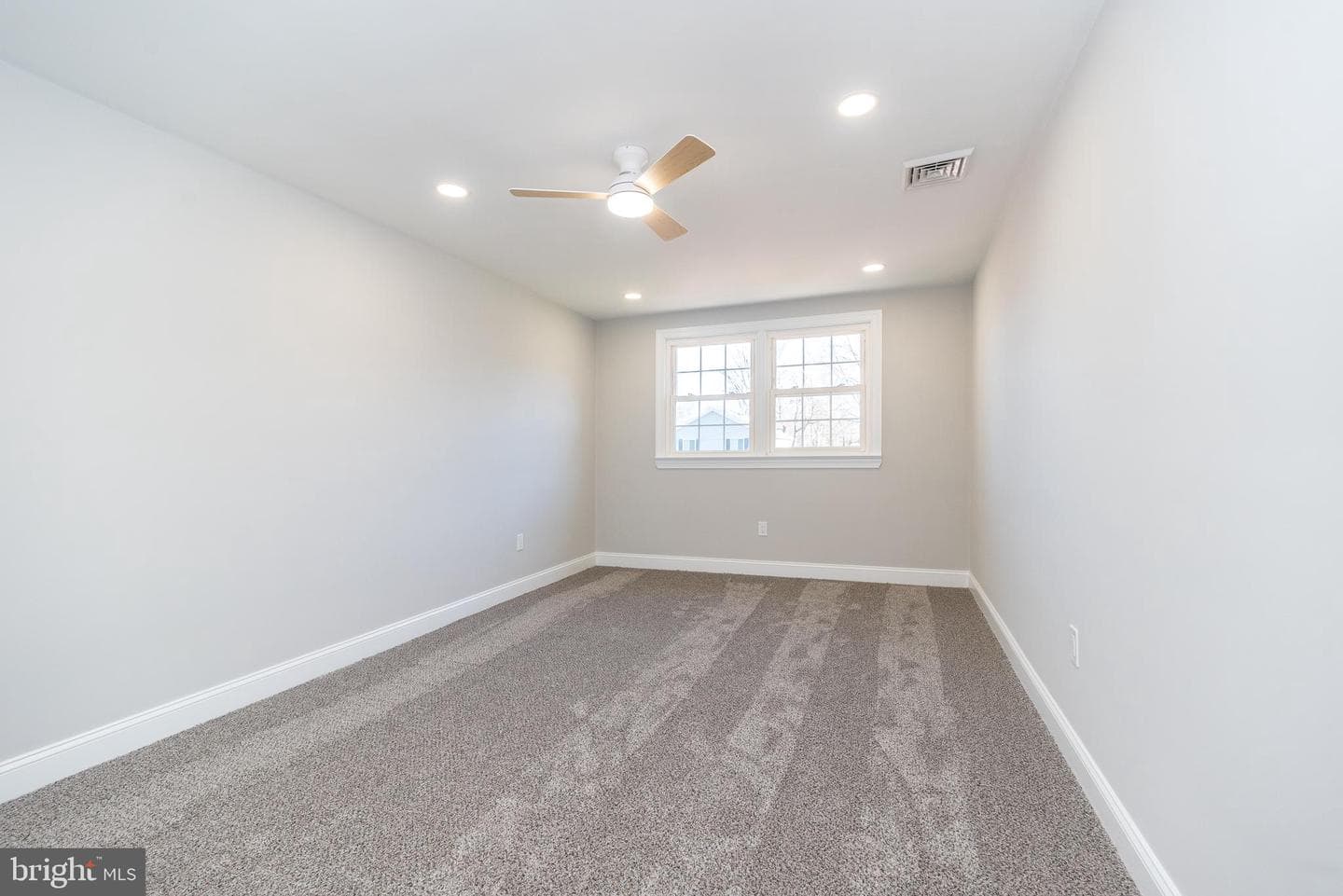1433 Sandys Lane photo 48