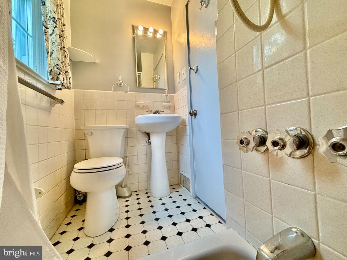 510 Lindley Road photo 18