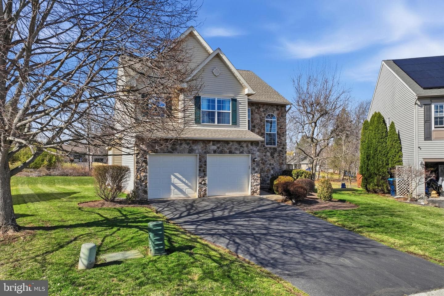 1109 Cornwallis Way photo 3