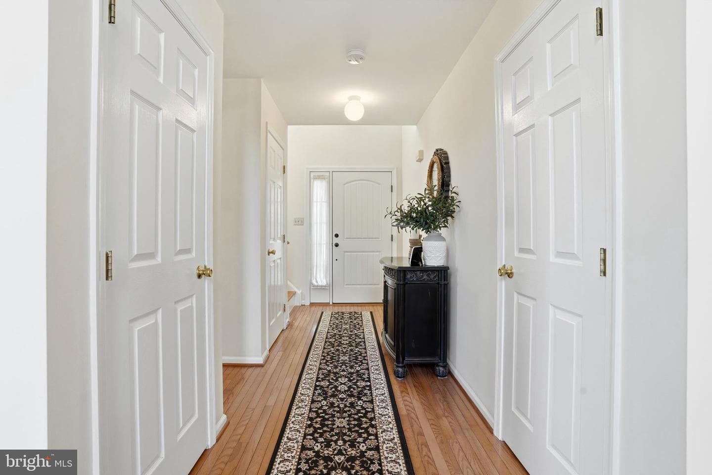 1109 Cornwallis Way photo 5