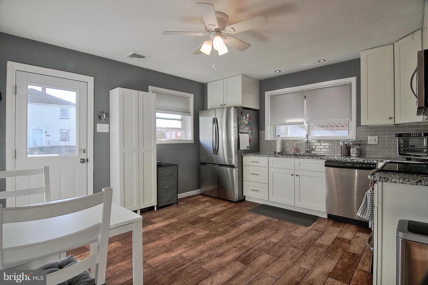 203 Lemon Street photo 2