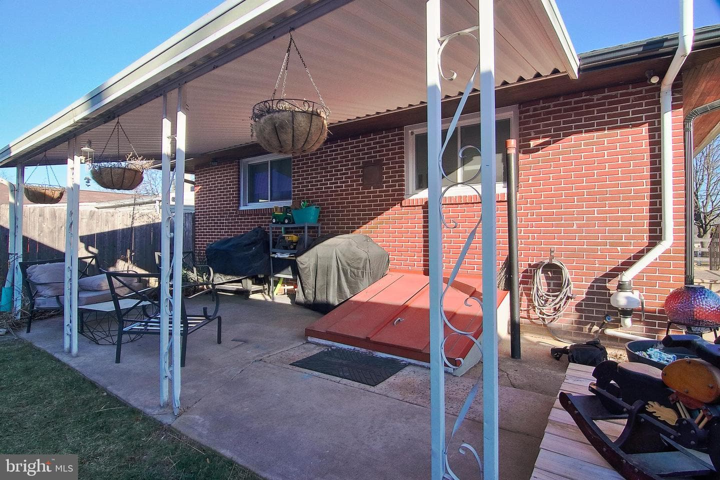 203 Lemon Street photo 28
