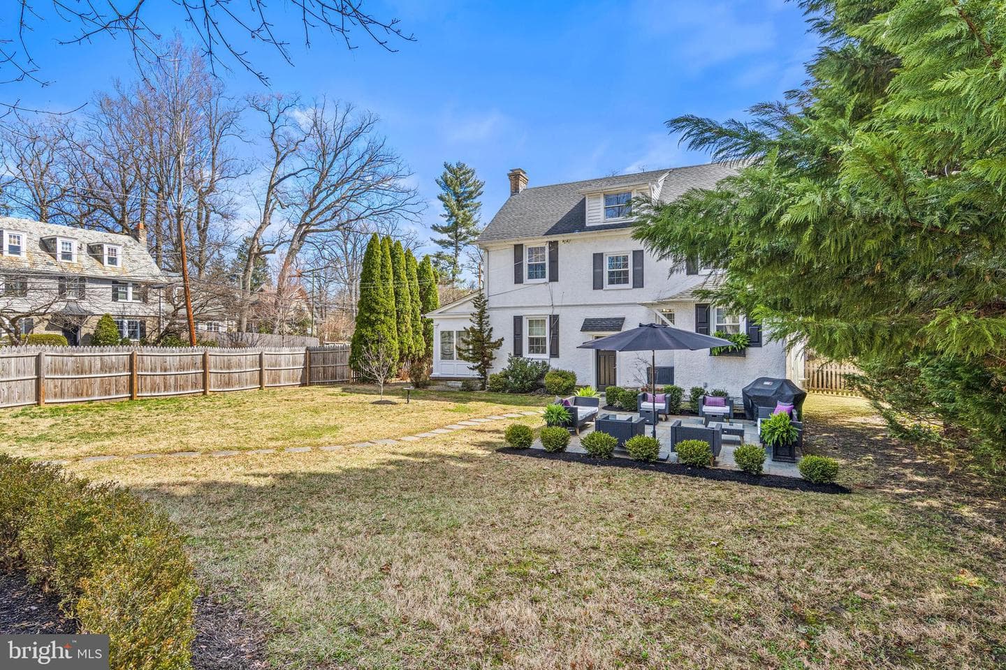 535 E Willow Grove Avenue photo 41