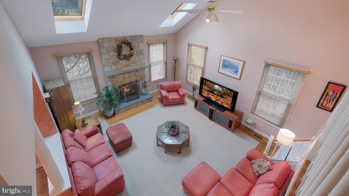 104 Conrad Lane photo 32