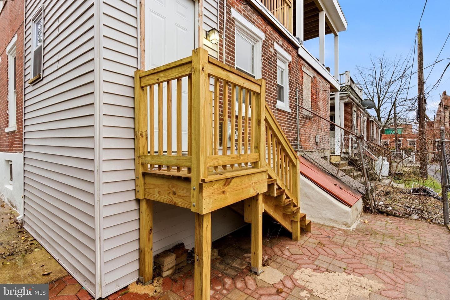 111 Hanover photo 27