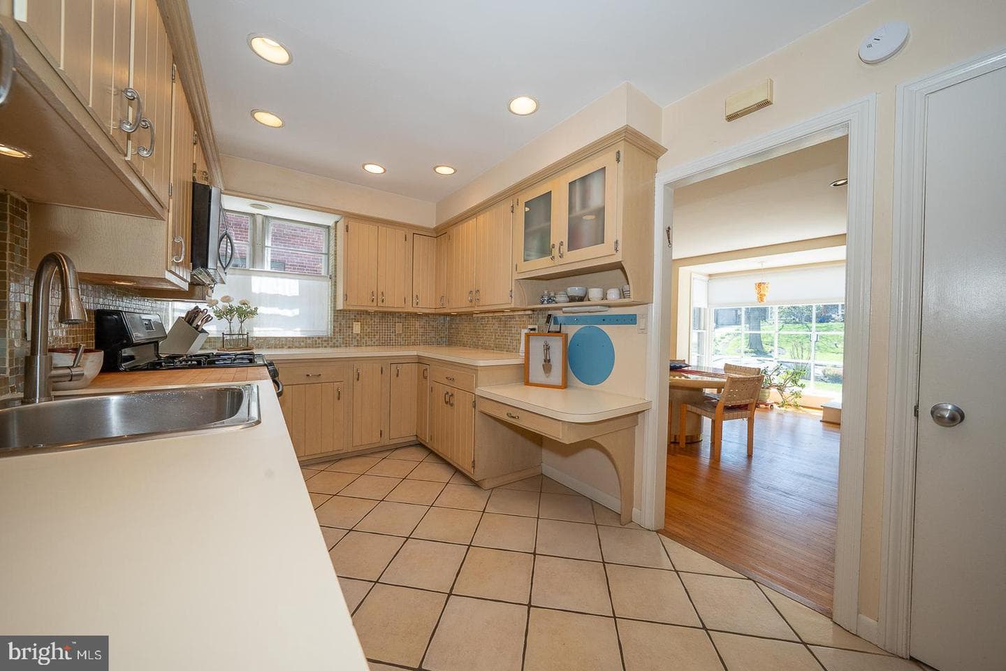 535 Hamilton Road photo 19