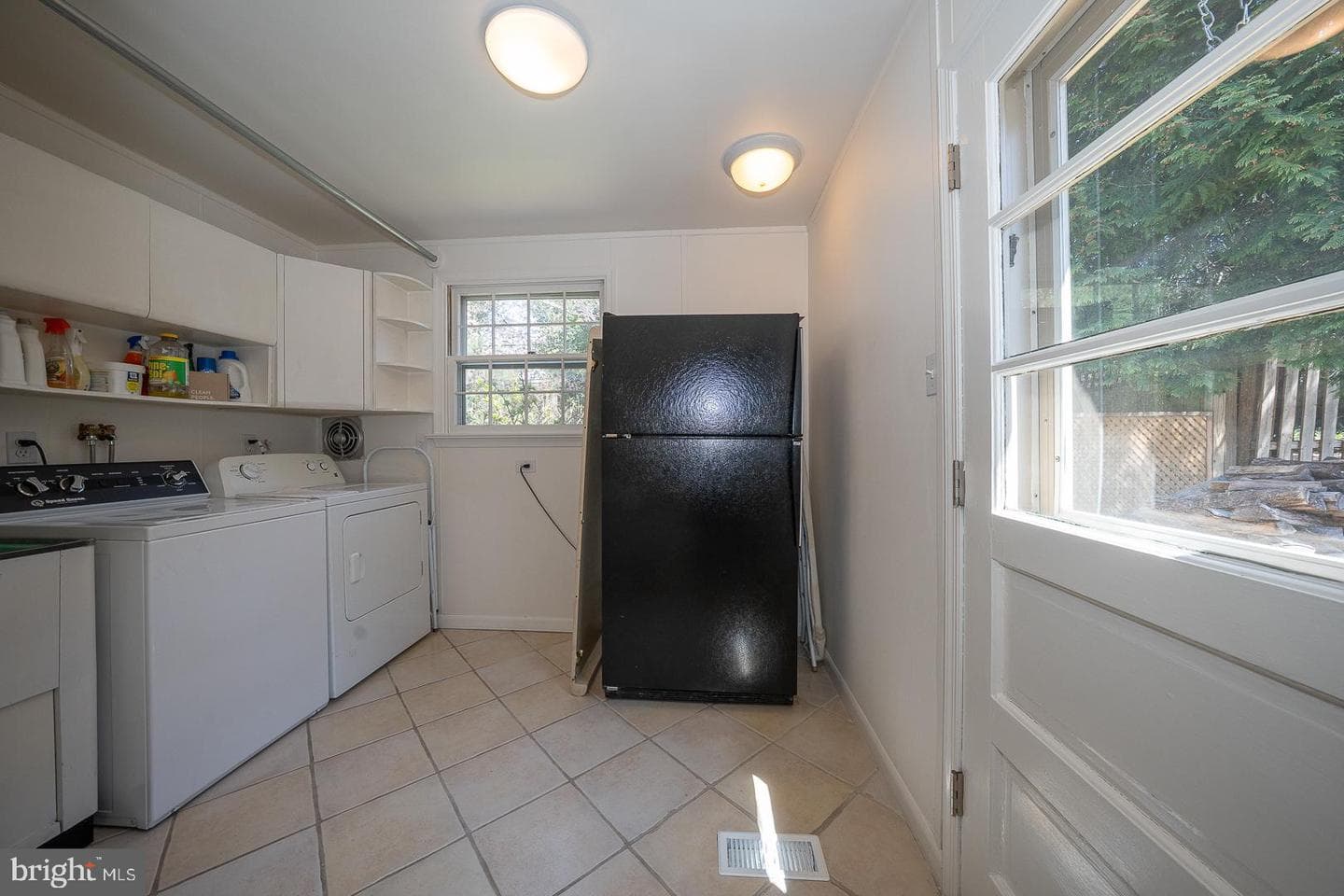 535 Hamilton Road photo 23