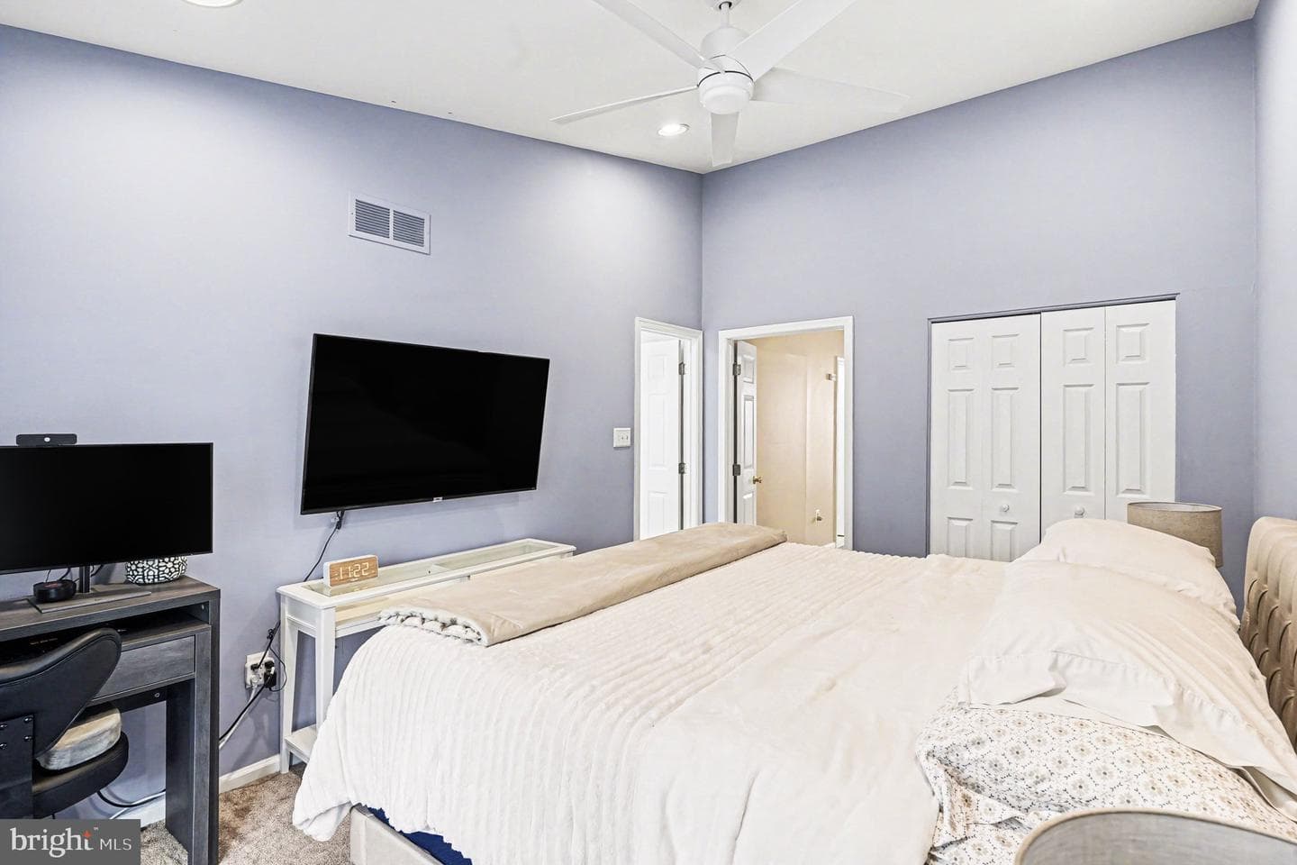 98 Forrest Court photo 17