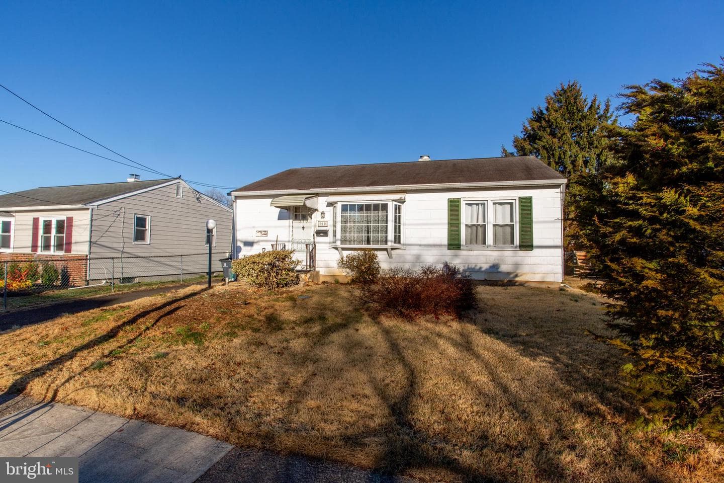 910 Garfield Avenue photo 3