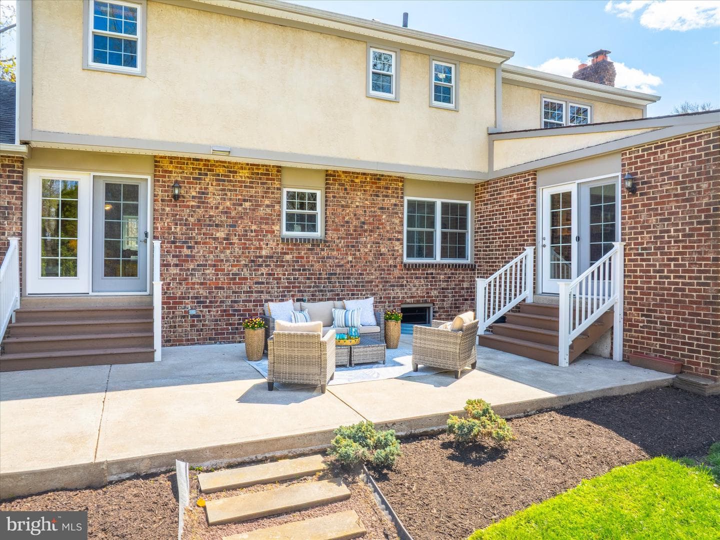 419 Vernon Road photo 42