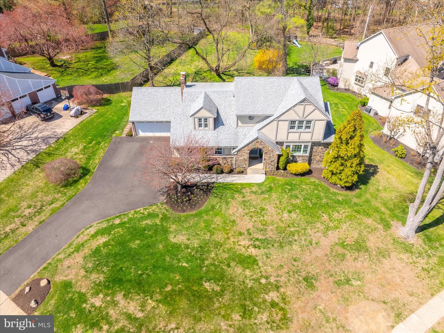 419 Vernon Road photo 51