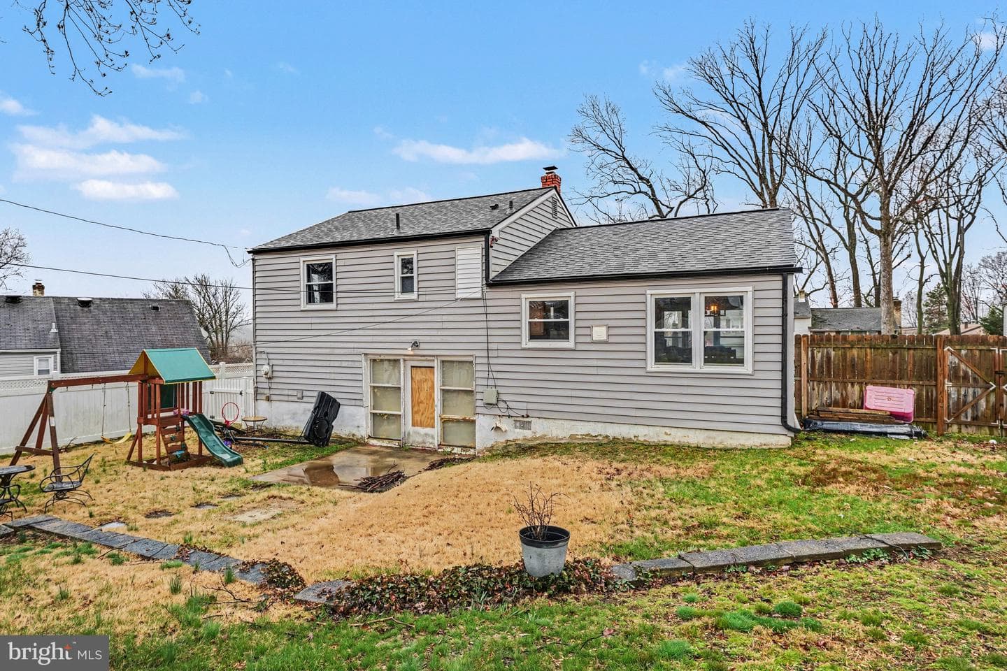 2965 Grisdale Road photo 30