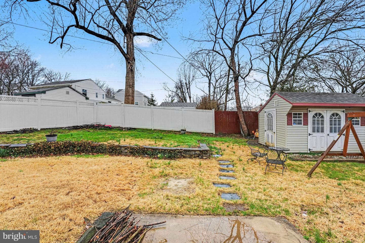 2965 Grisdale Road photo 32