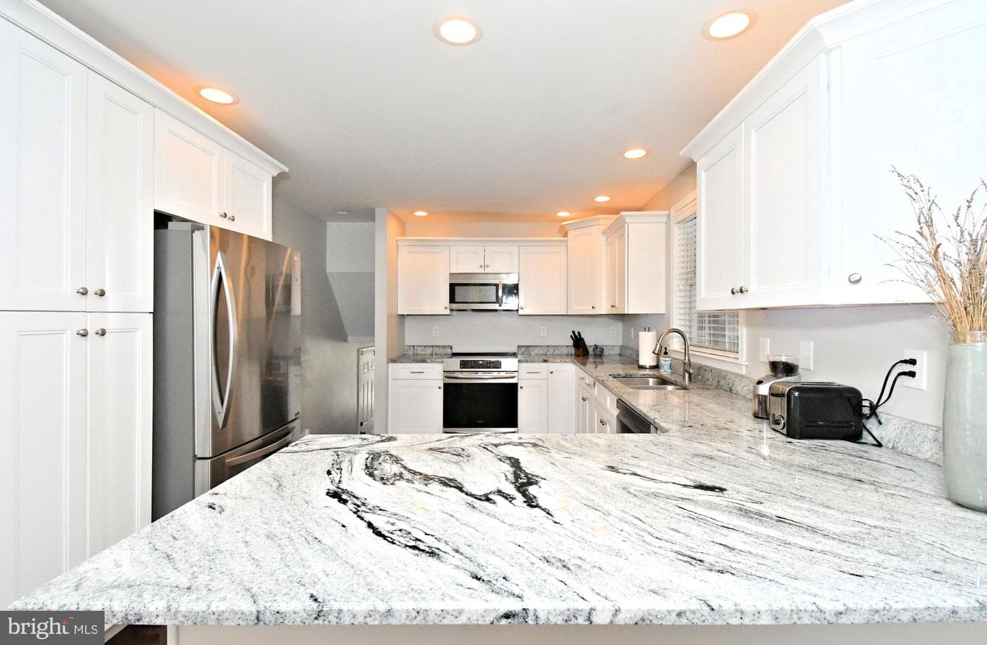 210 Becker Road photo 13