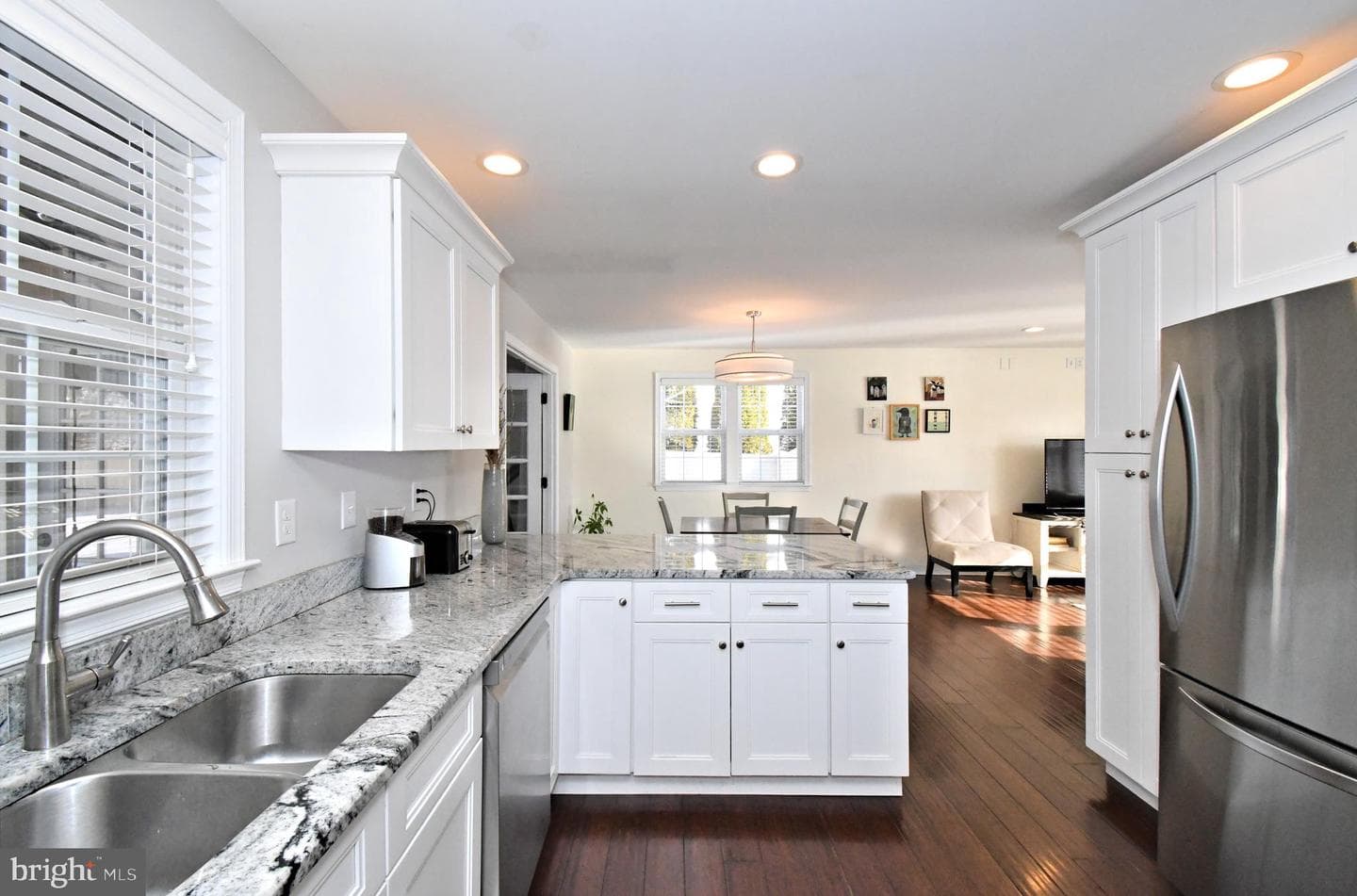 210 Becker Road photo 17