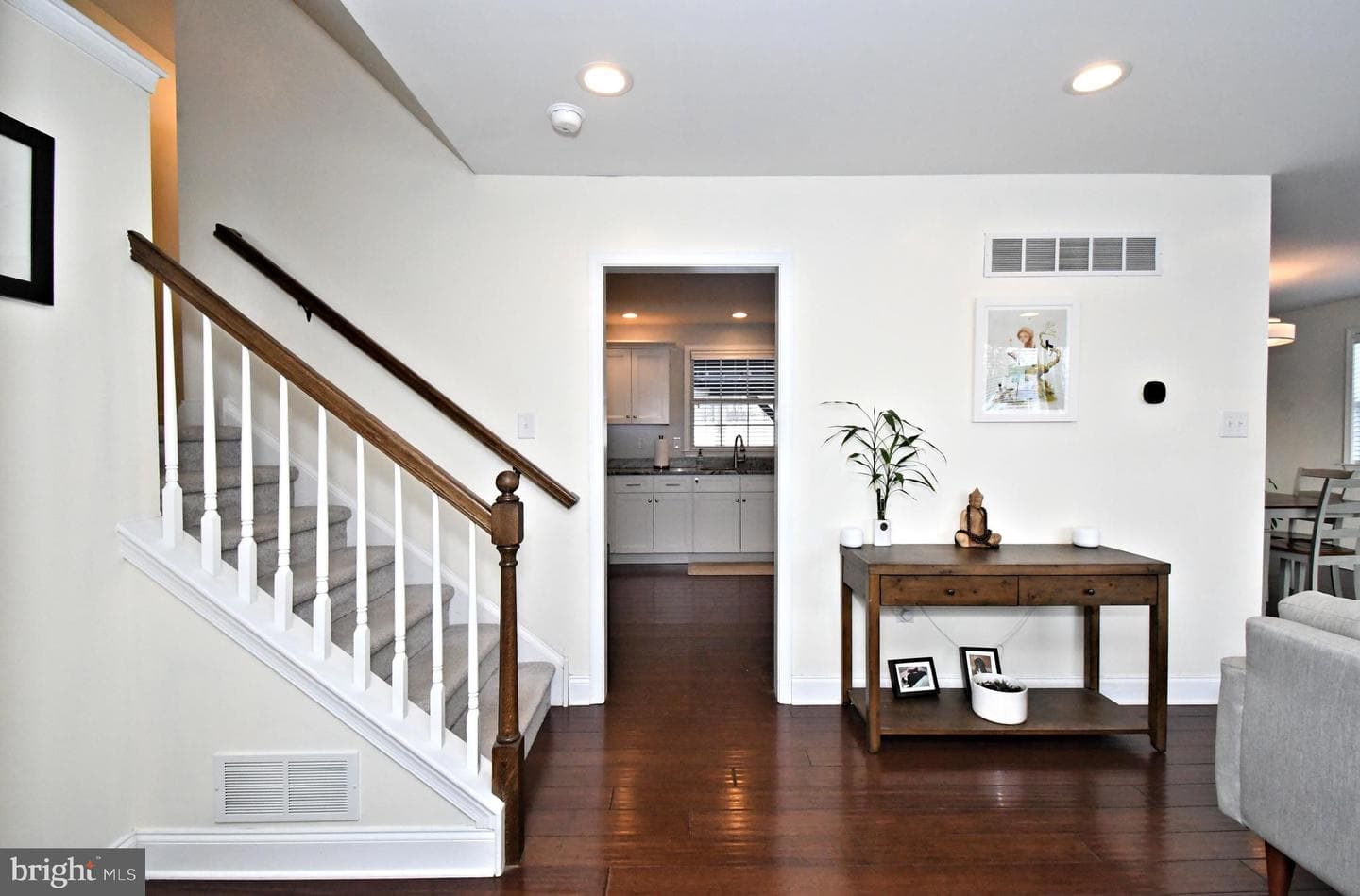 210 Becker Road photo 3