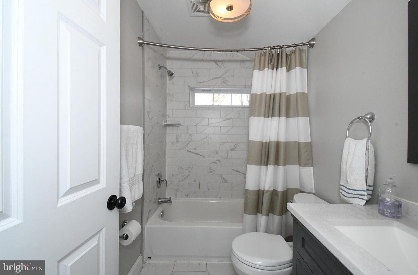 210 Becker Road photo 38